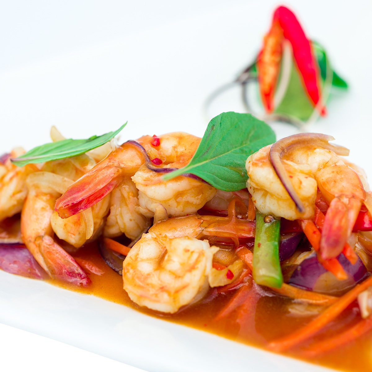 Crevettes sautées au cari rouge thaïlandais